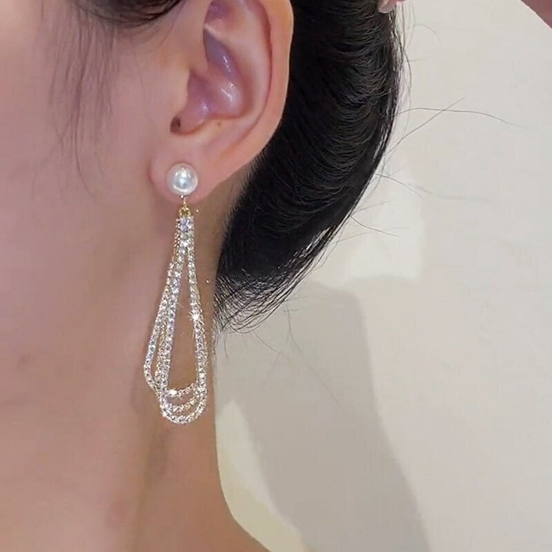 Drop chain earrings