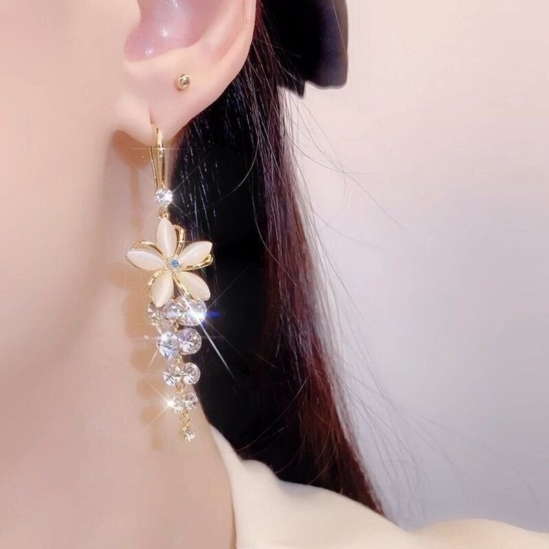 Fashion Flower Zircon Earrings